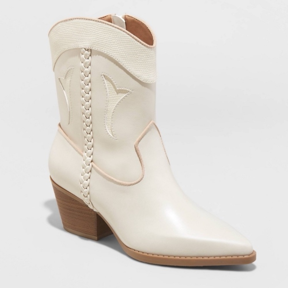 Universal Thread Cream Ankle Booties with Western Stitching